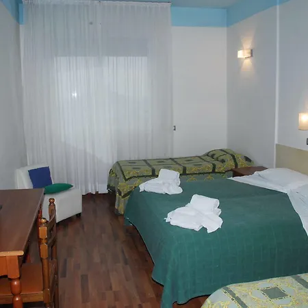 Szálloda Golden 3*