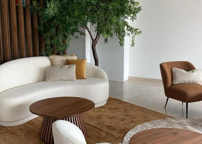Hotel Golden 3*