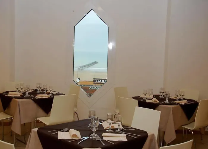 Golden Hotel